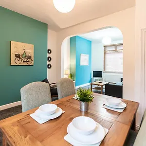 https://brighton-house.yorkshirehotels.net